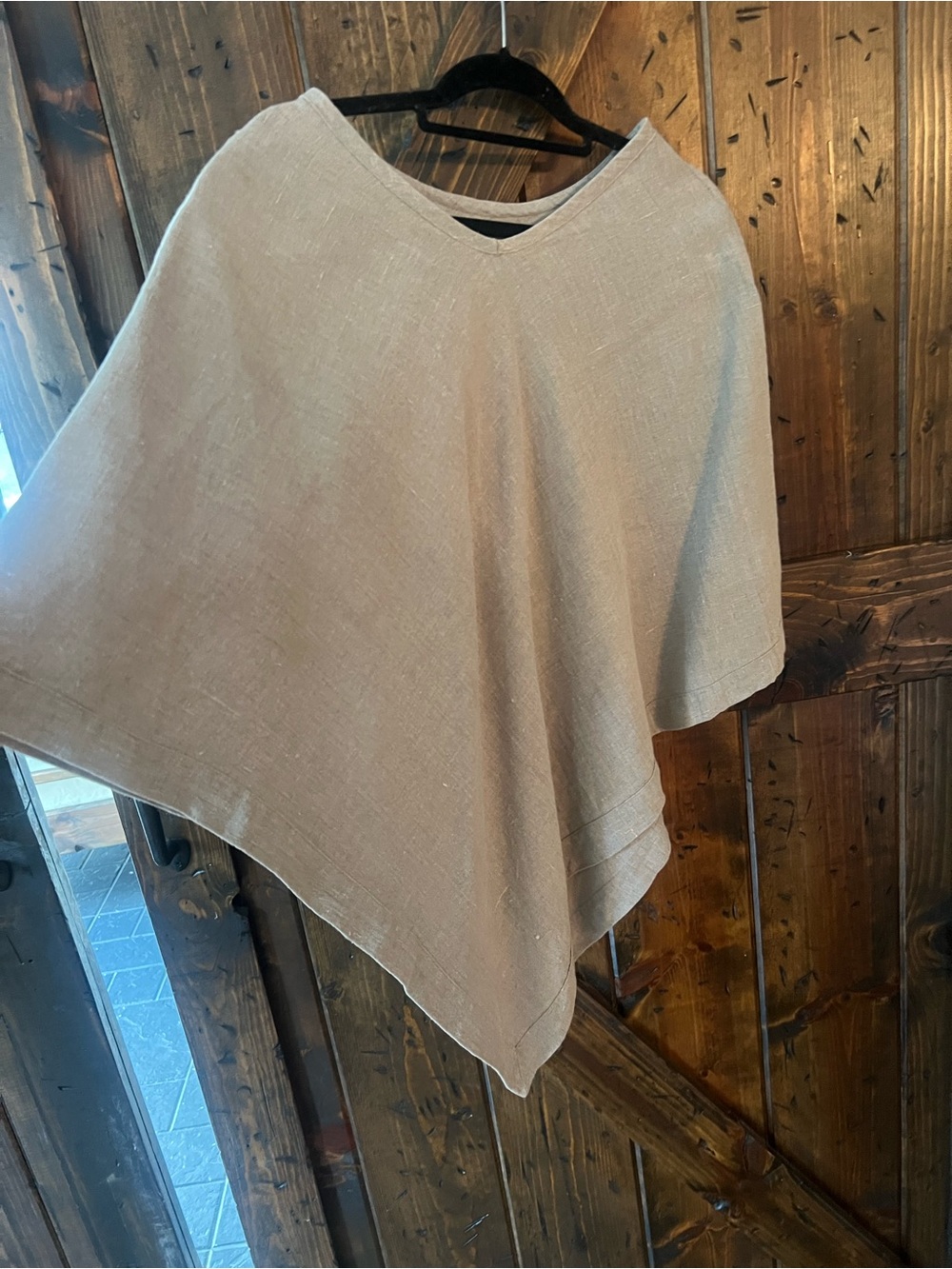 Ladies Linen Poncho— So cute with white jeans